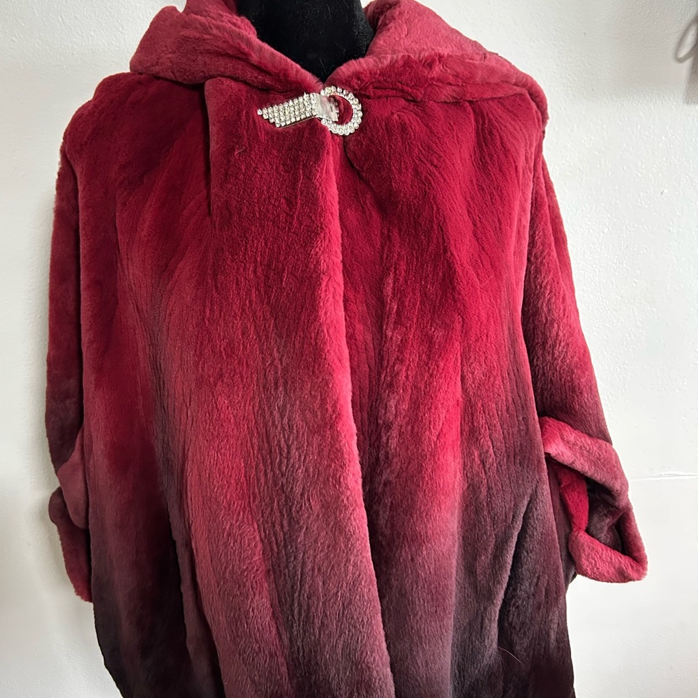 Luxurious Red Ombre Women's Cape